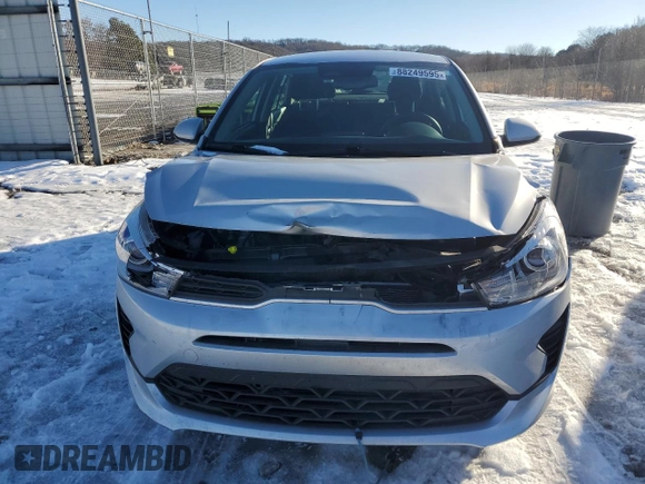 2022 Kia Rio LX with VIN 3KPA24AD2NE488549, listed as a Copart auction lot 88249595 with 36,740 mi miles and Salvage Title. Bid and sale history available at carsss.com. Image 5.
