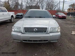 2010 Mercury Grand Marquis LS with VIN 2MEBM7FV1AX612153, listed as a IAAI auction lot 40979537 with 120,359 mi miles. Bid and sale history available at carsss.com. Image 12.