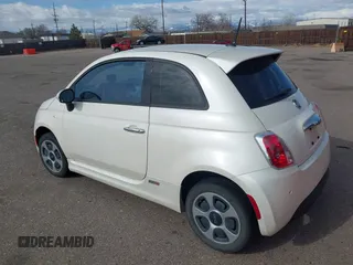 2015 FIAT 500e with VIN 3C3CFFGE9FT522920, listed as a IAAI auction lot 41725773 with 53,300 mi miles. Bid and sale history available at carsss.com. Image 3.