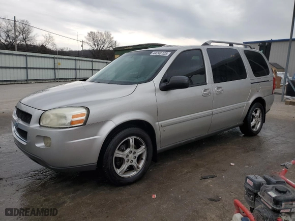 2006 Chevrolet Uplander LT w/1LT with VIN 1GNDV33L16D151836, listed as a Copart auction lot 44248725 with 165,710 mi miles and Salvage Title. Bid and sale history available at carsss.com. Image 1.