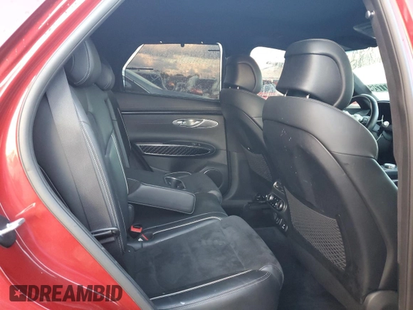 2022 Genesis GV70 Sport z VIN KMUMCDTC4NU010789, wystawiony jako Copart lot #68977264 z przebiegiem Nie podano mil oraz Czysty tytuł • Clean title. Historia ofert i sprzedaży dostępna na DreamBid. Obrazek 11.