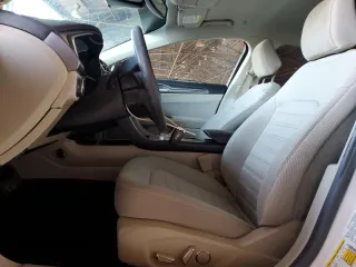 2020 Ford Fusion SE z VIN 3FA6P0LU5LR149387, wystawiony jako Copart lot #60156785 z przebiegiem 85 864 mil mil oraz Szkoda całkowita • Salvage title. Historia ofert i sprzedaży dostępna na DreamBid. Obrazek 7.