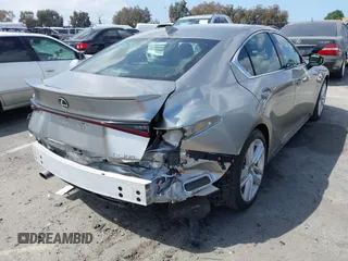 2021 Lexus IS 300 z VIN JTHCA1D22M5117601, wystawiony jako IAAI lot #41904908 z przebiegiem 39 209 mil mil oraz . Historia ofert i sprzedaży dostępna na DreamBid. Obrazek 4.