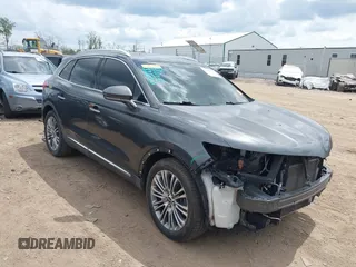 2018 Lincoln MKX Reserve z VIN 2LMPJ6LR3JBL25265, wystawiony jako IAAI lot #42122722 z przebiegiem 86 865 mil mil oraz . Historia ofert i sprzedaży dostępna na DreamBid. Obrazek 1.