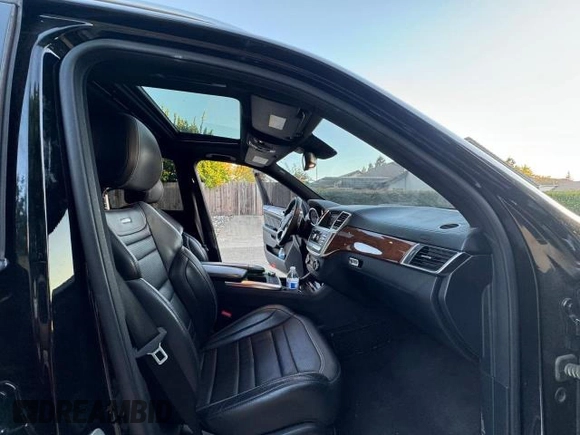 2013 Mercedes-Benz M ML 63 AMG with VIN 4JGDA7EB7DA138907, listed as a Copart auction lot 76422854 with 95,774 mi miles and Clean Title. Bid and sale history available at carsss.com. Image 5.