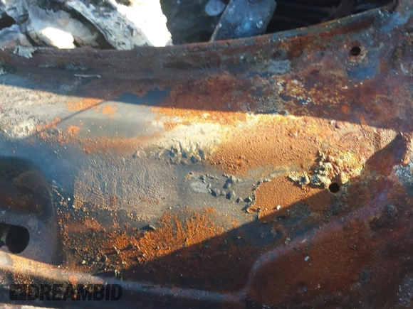 1996 Mercedes-Benz S 320 z VIN WDBGA33E9TA306020, wystawiony jako IAAI lot #41349540 z przebiegiem Nie podano mil oraz . Historia ofert i sprzedaży dostępna na DreamBid. Obrazek 9.