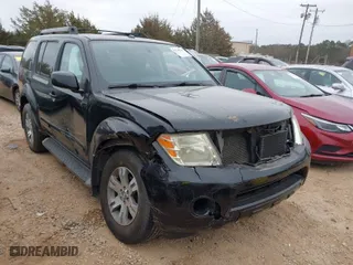 2010 Nissan Pathfinder SE with VIN 5N1AR1NB7AC622374, listed as a IAAI auction lot 41540737 with 1 mi miles. Bid and sale history available at carsss.com. Image 1.