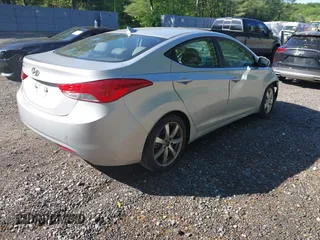 2013 Hyundai Elantra GLS z VIN 5NPDH4AE1DH257091, wystawiony jako IAAI lot #42306831 z przebiegiem 183 301 mil mil oraz . Historia ofert i sprzedaży dostępna na DreamBid. Obrazek 4.