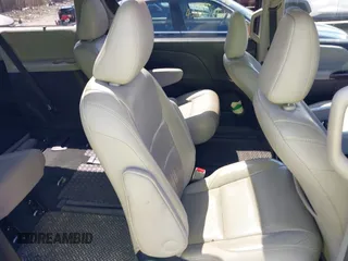 2016 Toyota Sienna Ltd with VIN 5TDDK3DCXGS137651, listed as a IAAI auction lot 42004497 with 116,274 mi miles. Bid and sale history available at carsss.com. Image 8.