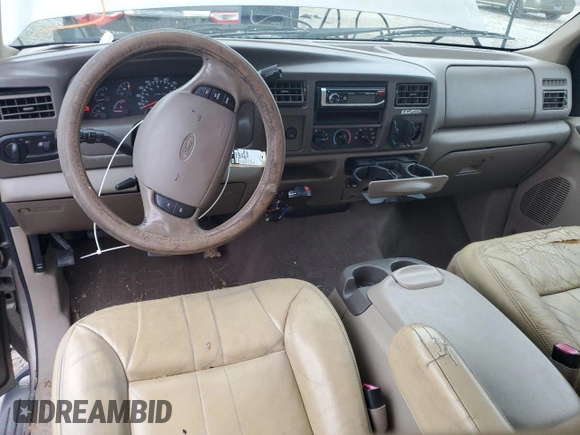 2000 Ford Excursion XLT with VIN 1FMNU41SXYEE14642, listed as a Copart auction lot 43333355 with 226,709 mi miles and Salvage title. Bid and sale history available at DreamBid. Image 8.