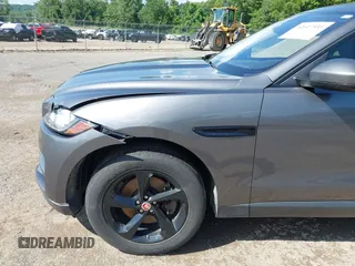 2017 Jaguar F-Pace 35t Premium с VIN SADCJ2BV0HA890346, выставлен на аукционе IAAI как лот 42617533 с пробегом 138 525 миль миль и . История ставок и продаж доступна на DreamBid. Изображение 18.