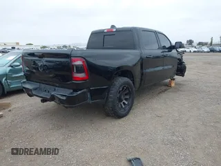 2019 Ram 1500 Big Horn z VIN 1C6RREFT4KN769609, wystawiony jako IAAI lot #42401229 z przebiegiem 46 049 mil mil oraz . Historia ofert i sprzedaży dostępna na DreamBid. Obrazek 4.