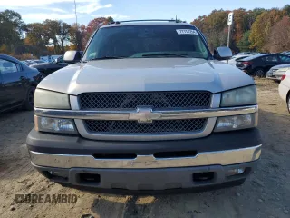 2005 Chevrolet Avalanche Z71 with VIN 3GNEK12Z15G274688, listed as a Copart auction lot 77171254 with 244,430 mi miles and Clean Title. Bid and sale history available at DreamBid. Image 5.