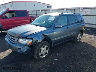 2004 Toyota Highlander with VIN JTEEP21A740062131, listed as a IAAI auction lot 41690692 with 224,877 mi miles. Bid and sale history available at carsss.com. Image 18.