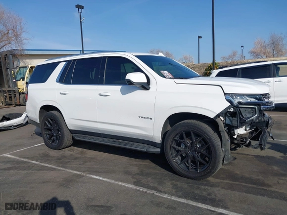2021 Chevrolet Tahoe LT with VIN 1GNSCNKD5MR101752, listed as a IAAI auction lot 41597973 with 50,987 mi miles. Bid and sale history available at carsss.com. Image 14.