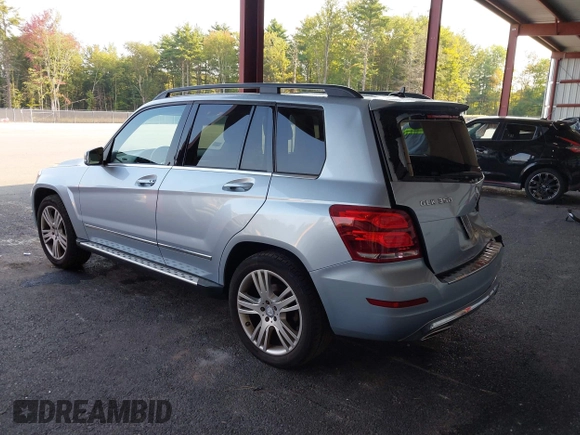 2013 Mercedes-Benz GLK with VIN WDCGG5HBXDG016369, listed as a IAAI auction lot 40325129 with 121,422 mi miles. Bid and sale history available at carsss.com. Image 3.