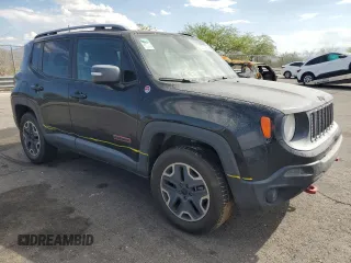 2015 Jeep Renegade Trailhawk z VIN ZACCJBCT1FPC41628, wystawiony jako Copart lot #59054825 z przebiegiem 138 053 mil mil oraz Szkoda całkowita • Salvage title. Historia ofert i sprzedaży dostępna na DreamBid. Obrazek 4.