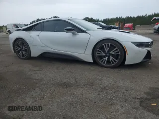 2014 BMW i8 z VIN WBY2Z2C51EVX64207, wystawiony jako Copart lot #56193905 z przebiegiem 84 427 mil mil oraz Czysty tytuł • Clean title. Historia ofert i sprzedaży dostępna na DreamBid. Obrazek 4.