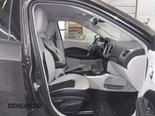 2019 Jeep Compass Altitude with VIN 3C4NJDBBXKT665843, listed as a IAAI auction lot 41561291 with 82,912 mi miles and . Bid and sale history available at DreamBid. Image 5.