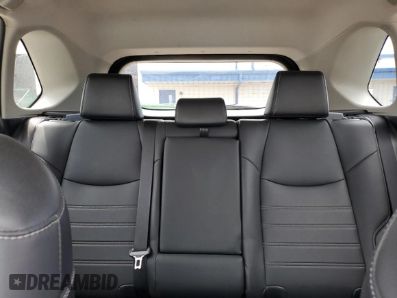 2021 Toyota RAV4 XLE Premium с VIN 2T3A1RFV3MC187245, выставлен на аукционе Copart как лот 60106205 с пробегом 104 373 миль миль и Списание • Salvage title. История ставок и продаж доступна на DreamBid. Изображение 10.