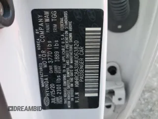 2021 Hyundai Venue SEL z VIN KMHRC8A3XMU063820, wystawiony jako Copart lot #50095625 z przebiegiem 25 348 mil mil oraz Czysty tytuł • Clean title. Historia ofert i sprzedaży dostępna na DreamBid. Obrazek 12.