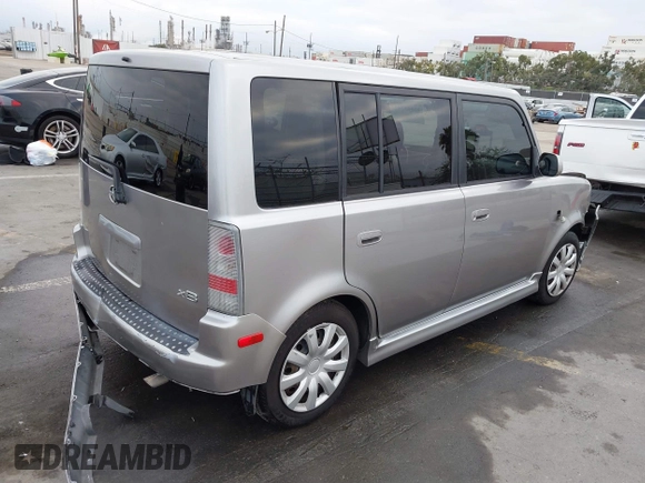 2006 Scion xB with VIN JTLKT324764087337, listed as a IAAI auction lot 41903342 with 1 mi miles. Bid and sale history available at carsss.com. Image 4.