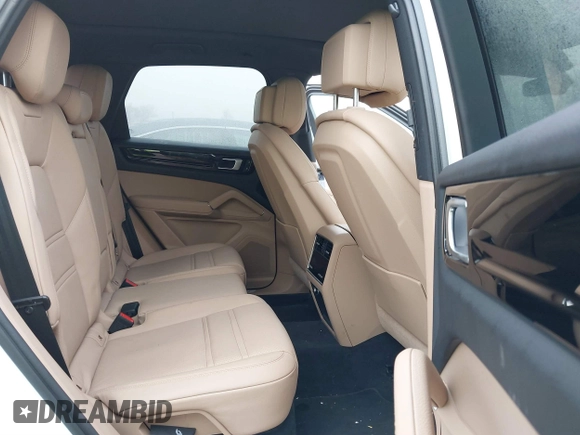 2023 Porsche Cayenne z VIN WP1AA2AY1PDA09213, wystawiony jako IAAI lot #40795024 z przebiegiem 22 522 mil mil oraz . Historia ofert i sprzedaży dostępna na DreamBid. Obrazek 8.