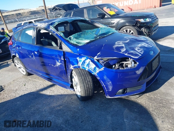 2014 Ford Focus ST with VIN 1FADP3L96EL374584, listed as a IAAI auction lot 41644629 with 90,607 mi miles and . Bid and sale history available at carsss.com. Image 1.