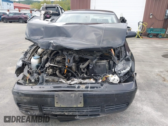 2003 Volkswagen Golf с VIN 9BWBP61J434052880, выставлен на аукционе IAAI как лот 40325846 с пробегом 150 293 миль миль и . История ставок и продаж доступна на DreamBid. Изображение 6.