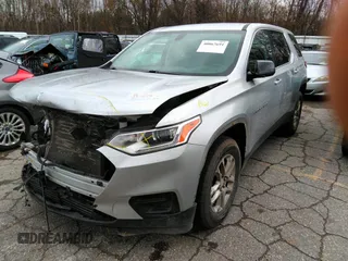 2019 Chevrolet Traverse LS with VIN 1GNEVFKWXKJ161228, listed as a IAAI auction lot 40867691 with 141,735 mi miles. Bid and sale history available at carsss.com. Image 17.