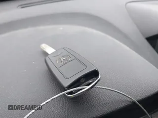 2010 Acura MDX Technology with VIN 2HNYD2H40AH528249, listed as a IAAI auction lot 42065007 with 204,453 mi miles and . Bid and sale history available at DreamBid. Image 11.