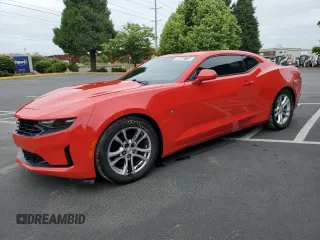 2020 Chevrolet Camaro 1LS z VIN 1G1FB1RX9L0103019, wystawiony jako Copart lot #59582715 z przebiegiem 54 890 mil mil oraz Czysty tytuł • Clean title. Historia ofert i sprzedaży dostępna na DreamBid. Obrazek 1.
