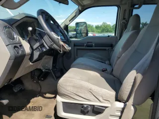 2008 Ford F-350 XL with VIN 1FTWW31R48EC03236, listed as a Copart auction lot 61588595 with 152,473 mi miles and Salvage title. Bid and sale history available at DreamBid. Image 7.