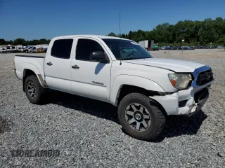 2015 Toyota Tacoma PreRunner with VIN 3TMJU4GNXFM180210, listed as a Copart auction lot 58169015 with 153,037 mi miles and Salvage title. Bid and sale history available at DreamBid. Image 4.