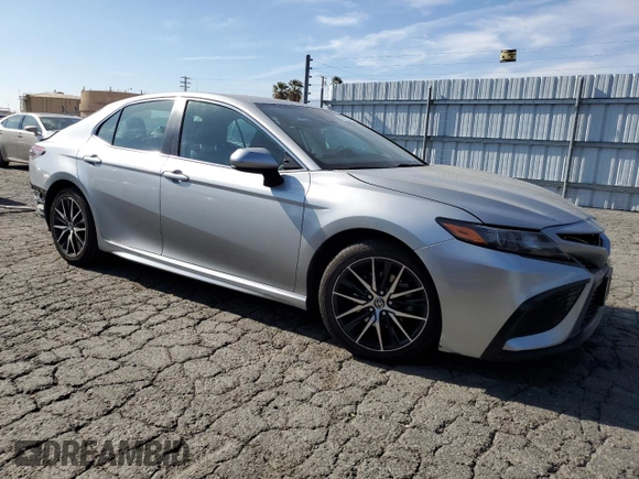 2021 Toyota Camry SE Nightshade with VIN 4T1G11AK8MU425865, listed as a Copart auction lot 50732965 with 88,275 mi miles and Salvage Title. Bid and sale history available at carsss.com. Image 4.