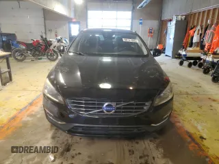 2015 Volvo S60 T5 Premier z VIN YV1612TK3F2356840, wystawiony jako Copart lot #88741865 z przebiegiem 174 030 mil mil oraz Czysty tytuł • Clean title. Historia ofert i sprzedaży dostępna na DreamBid. Obrazek 5.