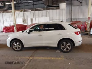 2021 Audi Q3 Premium z VIN WA1AUCF36M1089224, wystawiony jako IAAI lot #41998972 z przebiegiem 73 593 mil mil oraz . Historia ofert i sprzedaży dostępna na DreamBid. Obrazek 14.