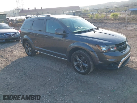 2015 Dodge Journey Crossroad with VIN 3C4PDDGG3FT567067, listed as a IAAI auction lot 42082682 with 88,880 mi miles. Bid and sale history available at carsss.com. Image 1.