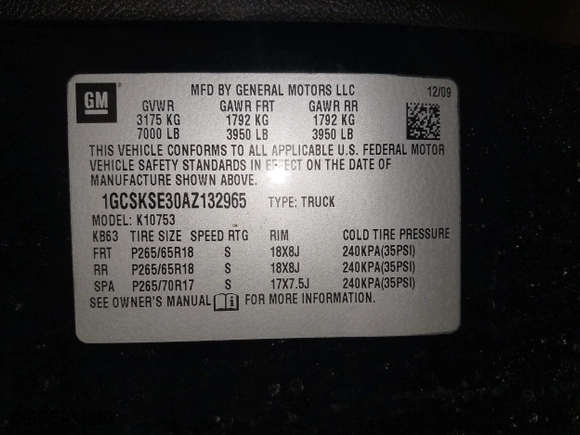 2010 Chevrolet Silverado 1500 LT with VIN 1GCSKSE30AZ132965, listed as a IAAI auction lot 41532816 with 224,632 mi miles. Bid and sale history available at carsss.com. Image 9.