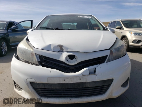 2013 Toyota Yaris L with VIN JTDJTUD30DD572322, listed as a Copart auction lot 47873475 with 77,441 mi miles and Salvage Title. Bid and sale history available at carsss.com. Image 5.