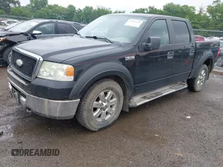 2008 Ford F-150 XLT z VIN 1FTPW14V08FB18115, wystawiony jako IAAI lot #42401528 z przebiegiem 265 185 mil mil oraz . Historia ofert i sprzedaży dostępna na DreamBid. Obrazek 2.