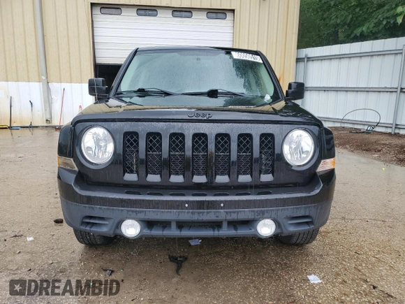 2015 Jeep Patriot Altitude with VIN 1C4NJRBB0FD357086, listed as a Copart auction lot 60050515 with 144,434 mi miles and Clean title. Bid and sale history available at DreamBid. Image 5.