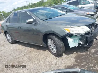 2012 Toyota Camry L with VIN 4T1BF1FK6CU550382, listed as a IAAI auction lot 42007400 with 45,470 mi miles. Bid and sale history available at carsss.com. Image 1.