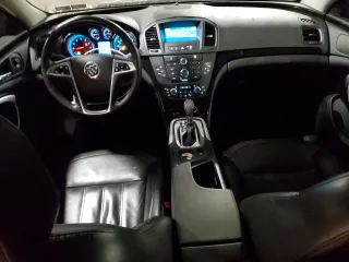 2011 Buick Regal with VIN 2G4GW5EV2B9215060, listed as a Copart auction lot 87307974 with 121,341 mi miles and Salvage Title. Bid and sale history available at DreamBid. Image 8.