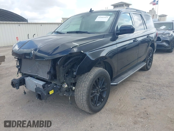 2022 Ford Expedition XLT with VIN 1FMJU1HT1NEA48772, listed as a IAAI auction lot 42442514 with 33,585 mi miles and . Bid and sale history available at DreamBid. Image 19.