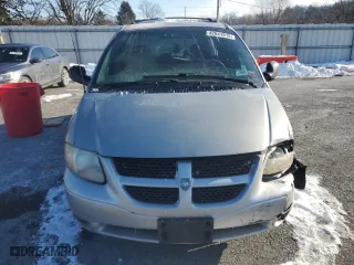 2003 Dodge Caravan SE with VIN 1D4GP24383B111868, listed as a Copart auction lot 42041915 with 0 mi miles and Salvage Title. Bid and sale history available at carsss.com. Image 5.