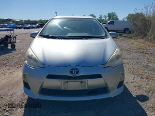 2013 Toyota Prius One with VIN JTDKDTB30D1047034, listed as a IAAI auction lot 42143557 with 186,866 mi miles. Bid and sale history available at carsss.com. Image 12.