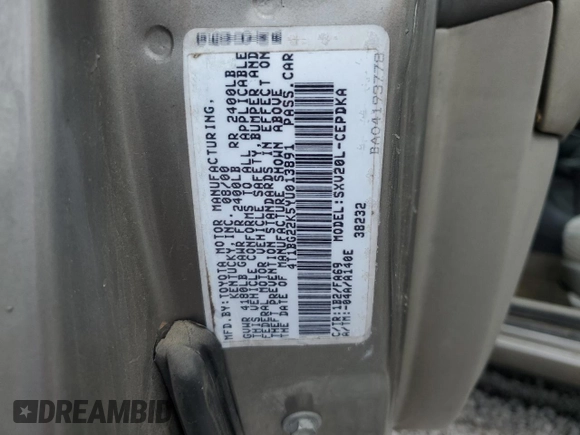 2000 Toyota Camry CE z VIN 4T1BG22K5YU013891, wystawiony jako Copart lot #56693255 z przebiegiem 248 922 mil mil oraz Szkoda całkowita • Salvage title. Historia ofert i sprzedaży dostępna na DreamBid. Obrazek 12.