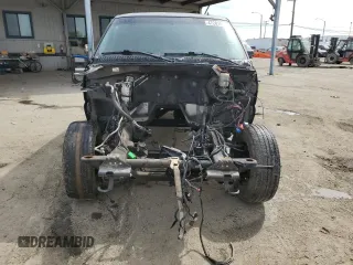 2002 GMC Yukon SLT z VIN 1GKEC13TX2R241172, wystawiony jako Copart lot #47281635 z przebiegiem Nie podano mil oraz Szkoda całkowita • Salvage title. Historia ofert i sprzedaży dostępna na DreamBid. Obrazek 5.
