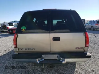 1998 GMC Yukon with VIN 1GKEK13R1WR508227, listed as a Copart auction lot 88325315 with 238,085 mi miles and Salvage Title. Bid and sale history available at carsss.com. Image 6.